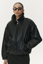 Afbeelding in Gallery-weergave laden, Welter Shelter | Faux Leather Jacket