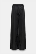 Afbeelding in Gallery-weergave laden, Dorothee Schumacher | Nylon Pants Black