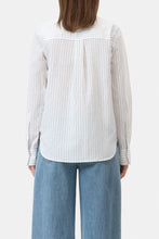 Afbeelding in Gallery-weergave laden, Closed | Classic Striped Shirt
