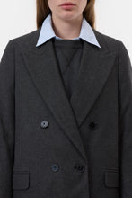 Afbeelding in Gallery-weergave laden, Closed | Flannel Blazer