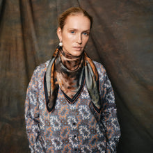 Afbeelding in Gallery-weergave laden, Tapis Noir | Scarf