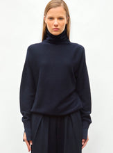 Afbeelding in Gallery-weergave laden, Molli | Nora Knit Navy