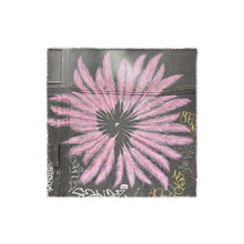 Afbeelding in Gallery-weergave laden, Talking Walls | Ela Burlesque