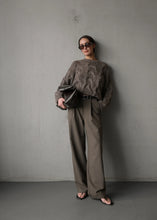 Afbeelding in Gallery-weergave laden, Club L'Avenir Knit Sweater