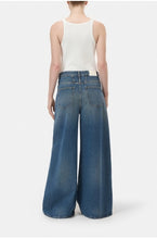 Afbeelding in Gallery-weergave laden, Closed | Jeans Zoya-X