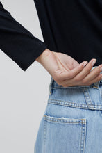 Afbeelding in Gallery-weergave laden, Closed | Cotton Longsleeve Black