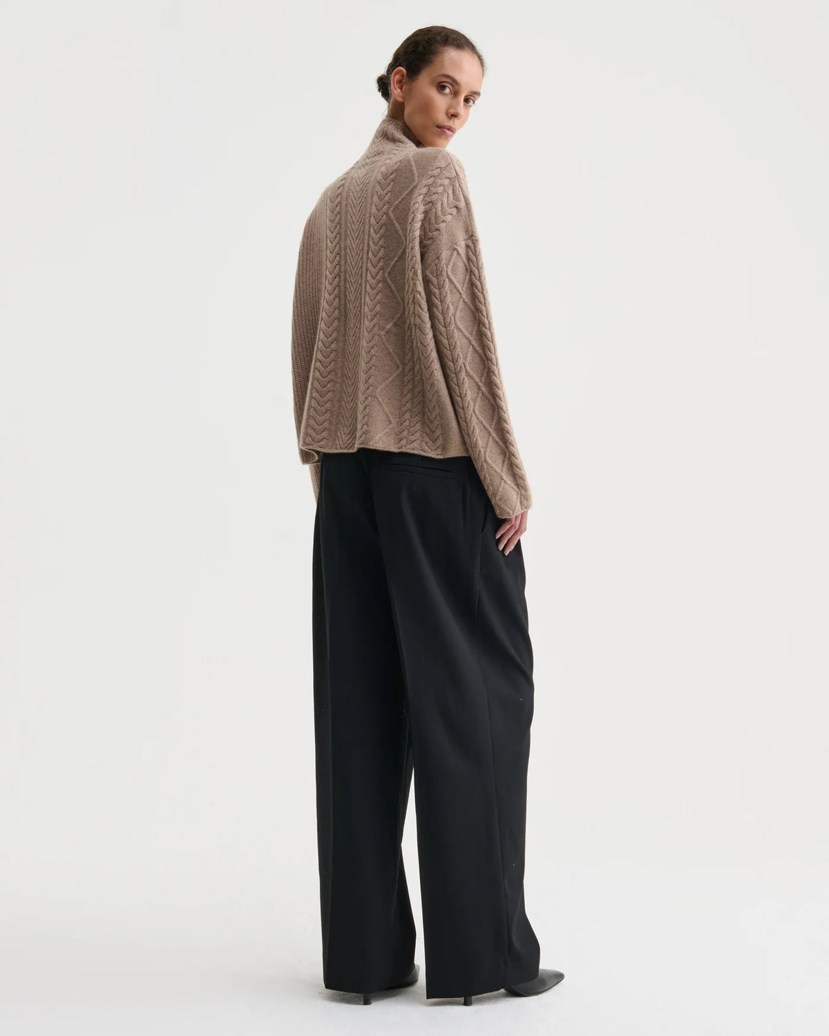 Nonchi | Fjord Sweater Sable
