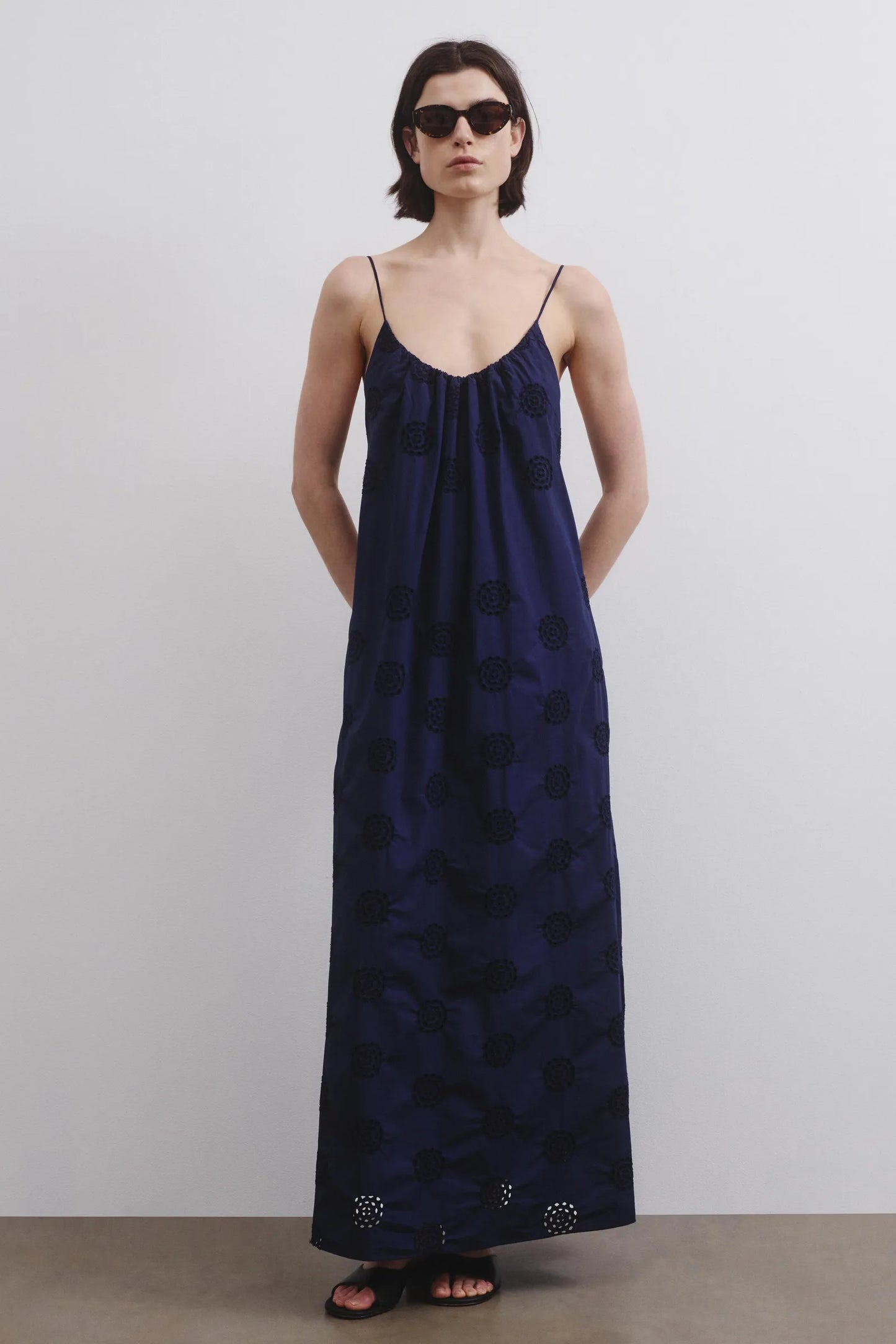 Pomandère | Dress Broderie