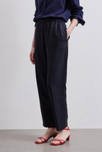Afbeelding in Gallery-weergave laden, Pomandère pants Navy
