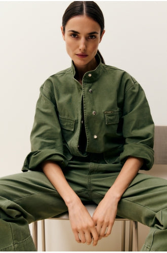 Closed Jacket