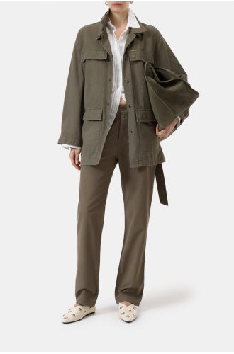 Closed | Parka