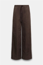 Afbeelding in Gallery-weergave laden, Dorothee Schumacher | Nylon Pants Dark Brown
