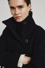 Afbeelding in Gallery-weergave laden, Pomandère | Coat Navy
