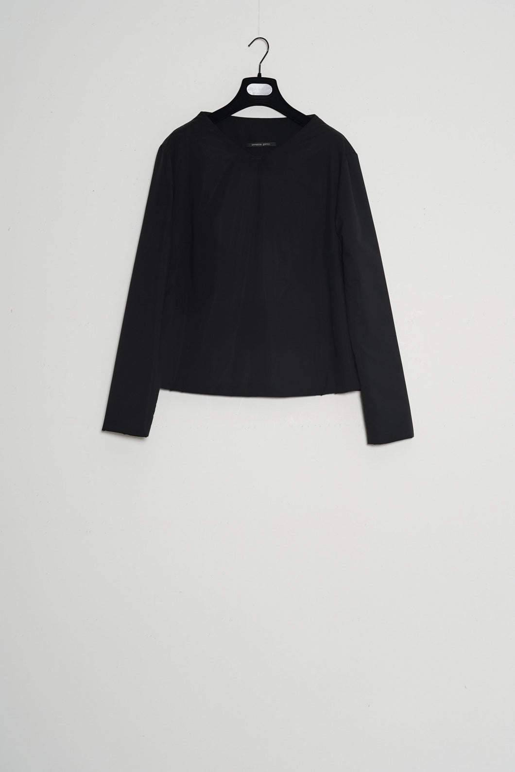 Annette Görtz | Ana Top Black