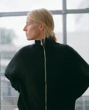 Afbeelding in Gallery-weergave laden, Herman | Zip-Up Cardigan Black
