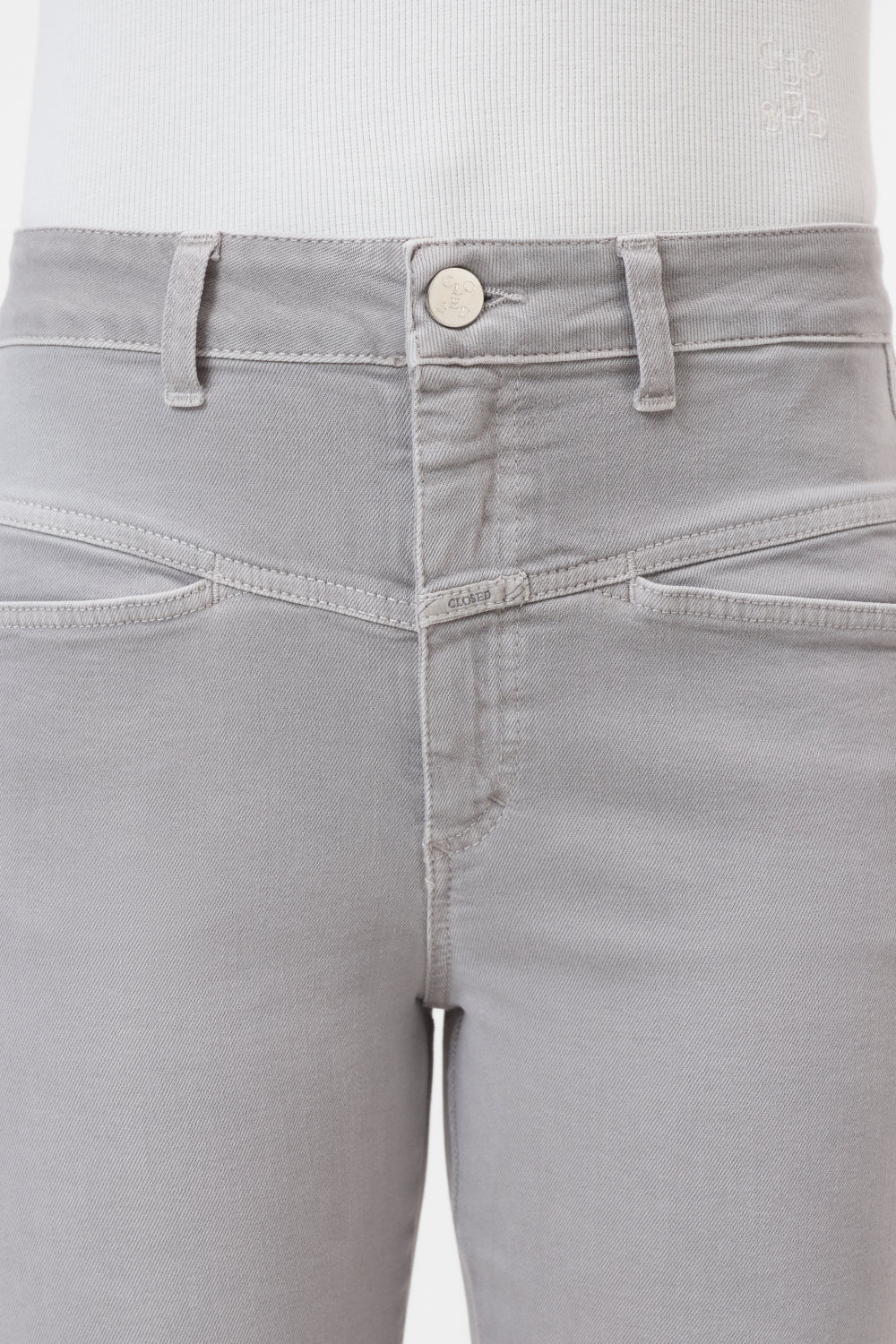 Closed | Pedal Pusher Light Grey