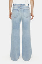 Afbeelding in Gallery-weergave laden, Closed Gillan Denim

