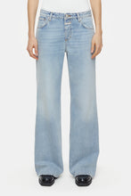 Afbeelding in Gallery-weergave laden, Closed Gillan Denim
