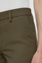 Afbeelding in Gallery-weergave laden, Closed Pants Wharton Army Green
