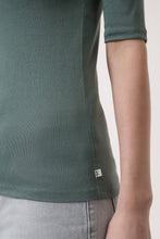 Afbeelding in Gallery-weergave laden, Closed | Crewneck Shirt

