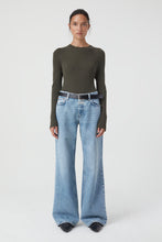 Afbeelding in Gallery-weergave laden, Closed Crew Neck Long Sleeve Army Green
