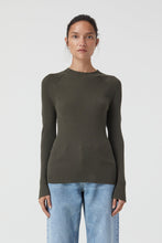 Afbeelding in Gallery-weergave laden, Closed Crew Neck Long Sleeve Army Green
