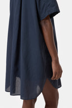 Afbeelding in Gallery-weergave laden, Closed | Dress
