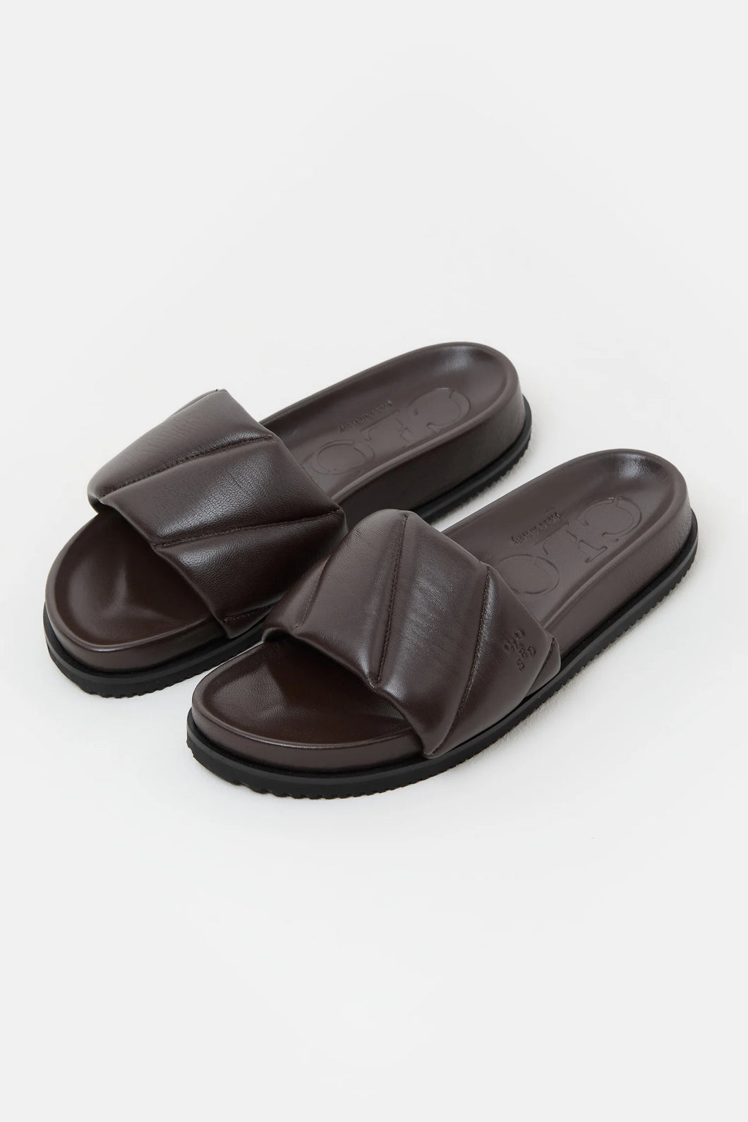 Closed | Lederen Slipper