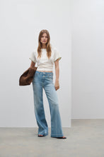 Afbeelding in Gallery-weergave laden, Closed | Wide Jeans Glow-up
