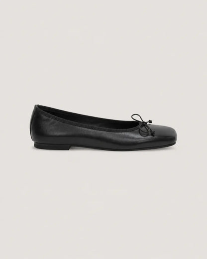 Cara_Rosa_Olly_Ballerina_Nappa_Leather_Black_flats