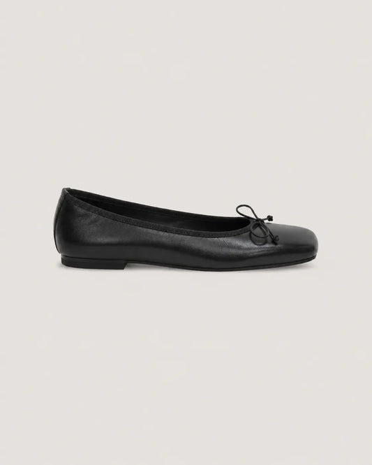 Cara_Rosa_Olly_Ballerina_Nappa_Leather_Black_flats