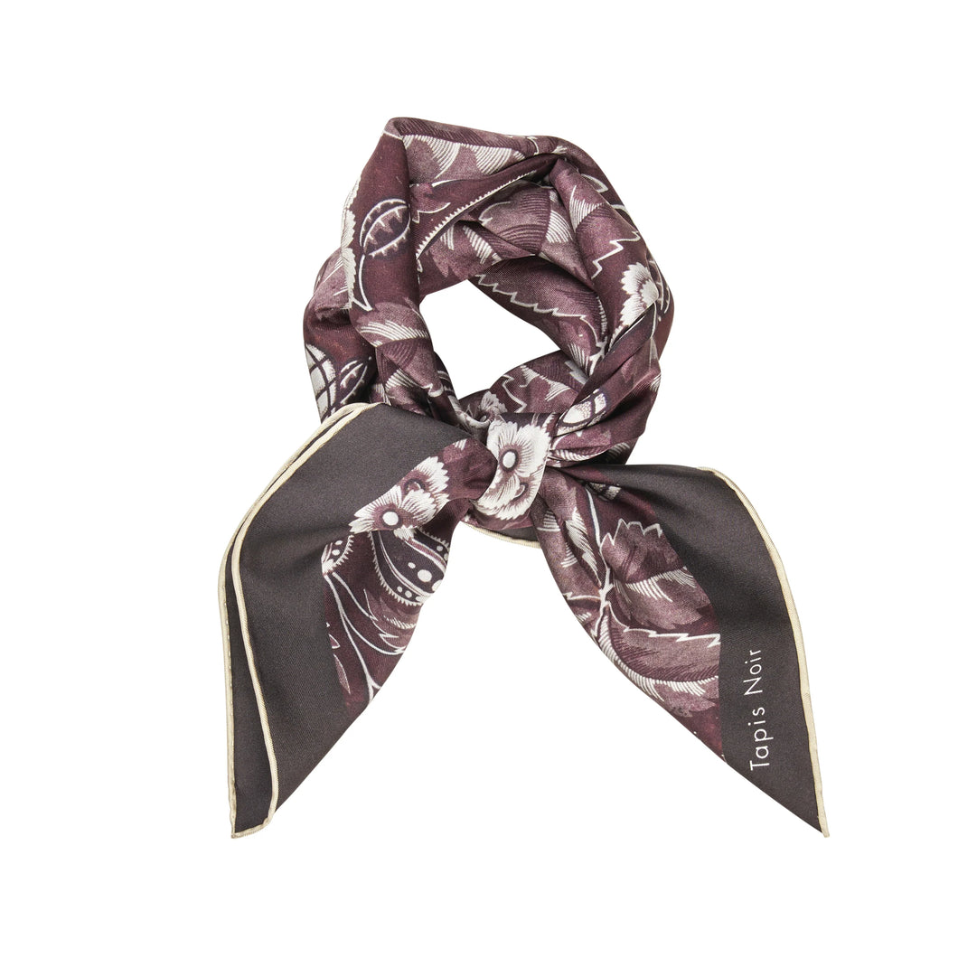 Tapis Noir | Scarf