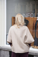 Afbeelding in Gallery-weergave laden, Studio AR | Wool Blend
