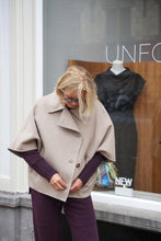 Afbeelding in Gallery-weergave laden, Studio AR | Wool Blend
