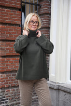 Afbeelding in Gallery-weergave laden, Allude | Knit Dark Green
