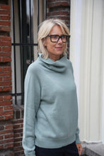 Afbeelding in Gallery-weergave laden, Allude | Turtleneck- sweater
