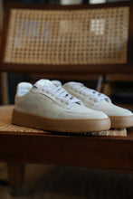 Afbeelding in Gallery-weergave laden, Closed Sneakers
