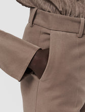 Afbeelding in Gallery-weergave laden, Joseph Bi-Stretch Toile Coleman Trousers
