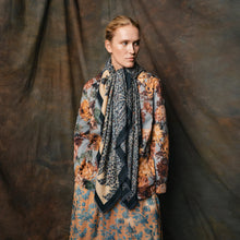 Afbeelding in Gallery-weergave laden, Tapis Noir | Scarf
