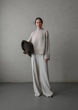 Afbeelding in Gallery-weergave laden, Club L&#39;Avenir | Turtleneck Sweater
