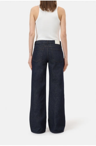 Closed | The Gillan Jeans