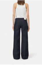 Afbeelding in Gallery-weergave laden, Closed | The Gillan Jeans
