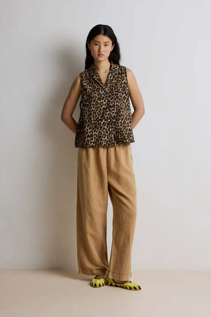 Hod Paris Bastian pantalon in nut kleur voor dames met wijde pijpen en elastische taille