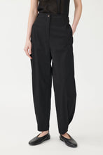 Afbeelding in Gallery-weergave laden, Annette Görtz | Jud Pants Black
