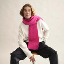 Afbeelding in Gallery-weergave laden, Le Bonnet | Scarf Lipstick
