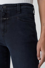 Afbeelding in Gallery-weergave laden, Closed Skinny Pusher Dark Blue
