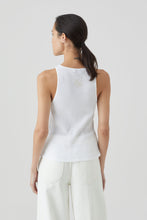 Afbeelding in Gallery-weergave laden, Closed Organic Tanktop
